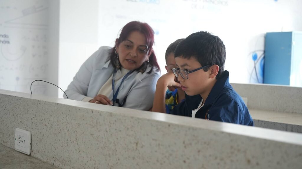 Nuestro equipo – Colegio Americano de Bogotá Bilingüe