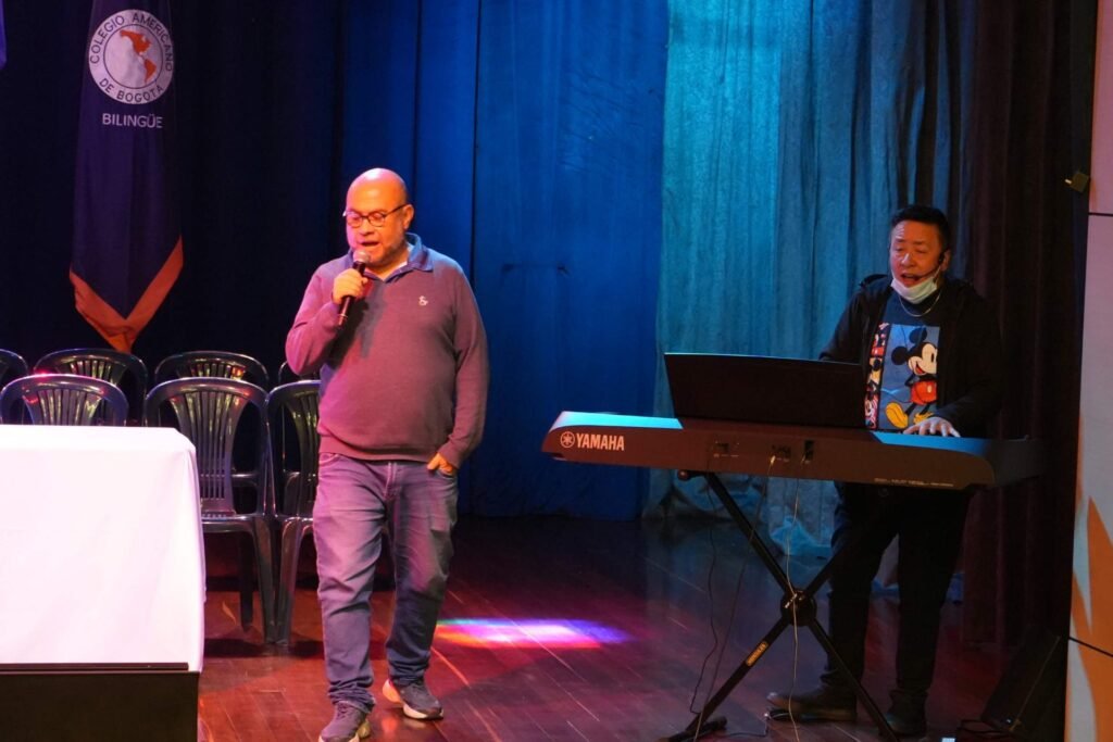 Culto en la Capellanía del Colegio Americano