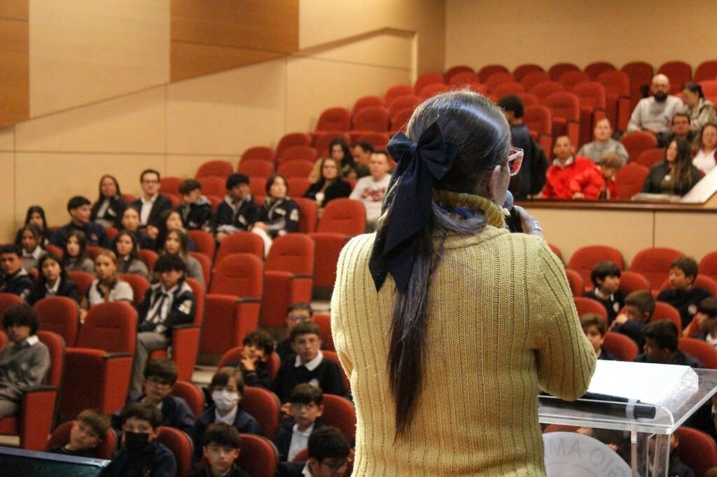 Capellanía – Colegio Americano de Bogotá Bilingüe