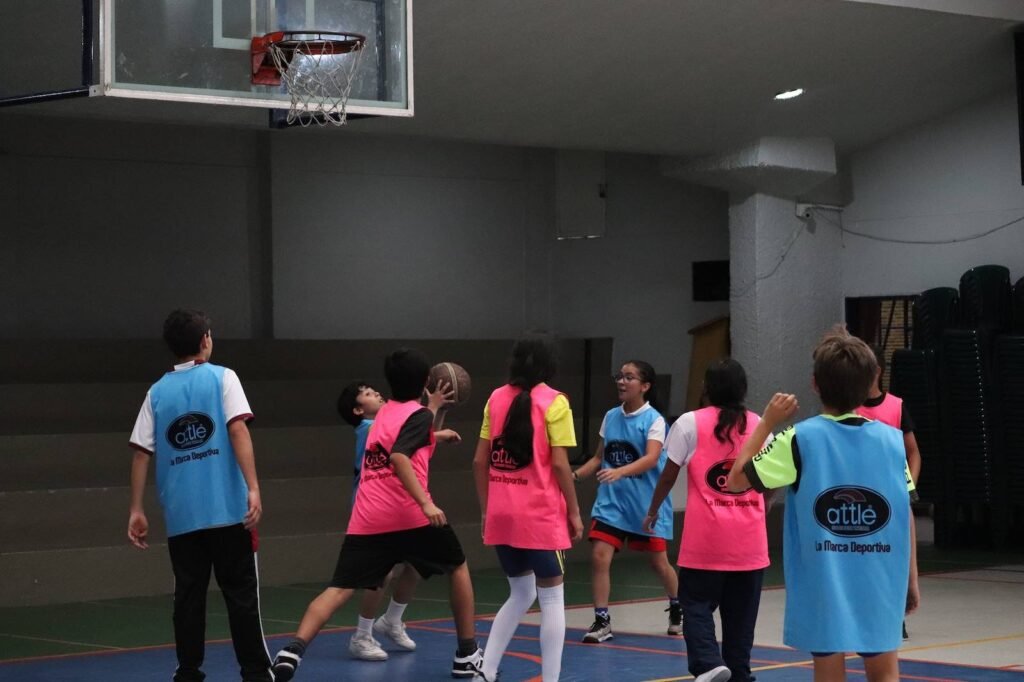 Estudiantes – Colegio Americano de Bogotá Bilingüe
