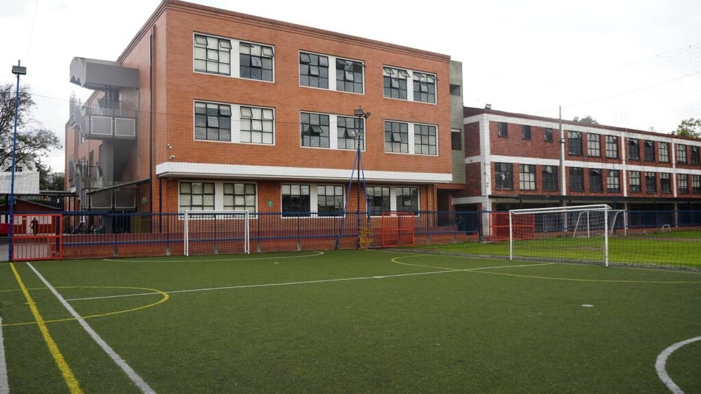 Nosotros – Colegio Americano de Bogotá Bilingüe